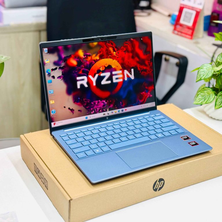 HP Pavilion Aero 13 Ryzen 7 8840HS 16GB 512GB Laptop BD