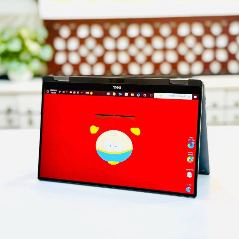 Dell XPS 13 9365 Core i7-7Y75 16GB RAM 256GB SSD 13.3 Inch FHD X360 Touch Laptop in Bangladesh