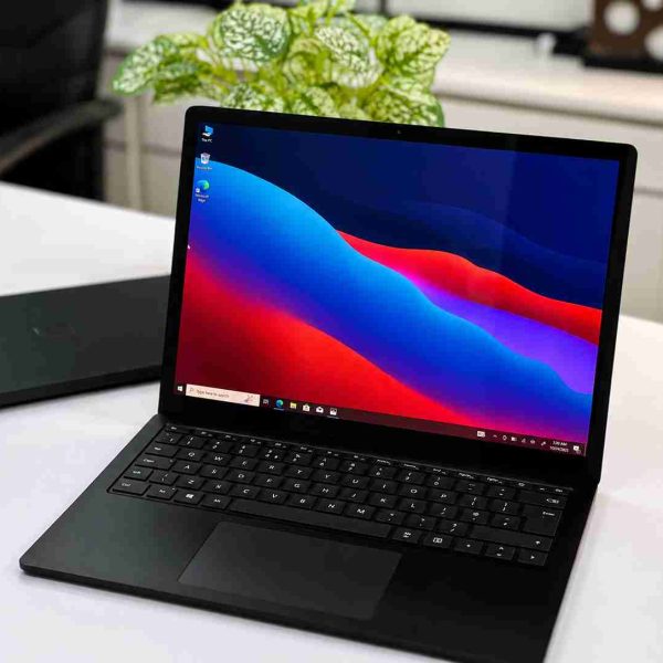 Microsoft Surface Laptop 3 | Core i7 10th Gen | 16GB RAM | 512GB SSD | 15.6″ 2K Display Laptop