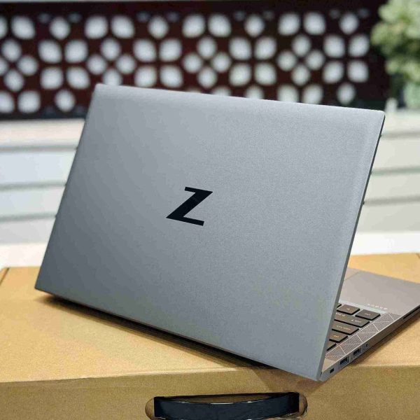 HP ZBook Firefly 14 G7 with Core i5 10th Gen processor, 16GB RAM, 256GB/512GB SSD, and 14-inch FHD display, designed for professional performance