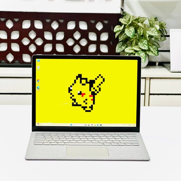Microsoft Surface Laptop 2 Core i7 8th Gen 16GB RAM 512GB SSD 13.5 Inch 2K Display Laptop in Bangladesh
