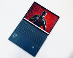 HP Elite Dragonfly 32GB RAM Chromebook multitasking view.