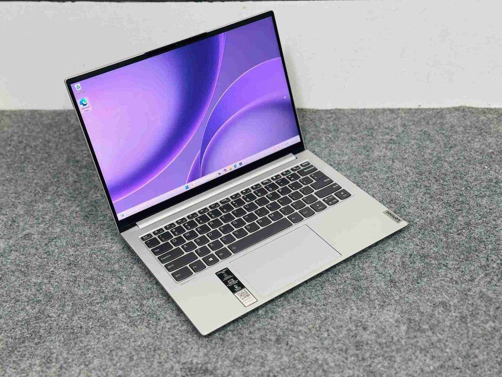 Lenovo Yoga Slim 7 Pro 14ACH5 Ryzen 5 5600H 8GB RAM, 512GB PCIe NVMe SSD 14″ 2.2K IPS Laptop