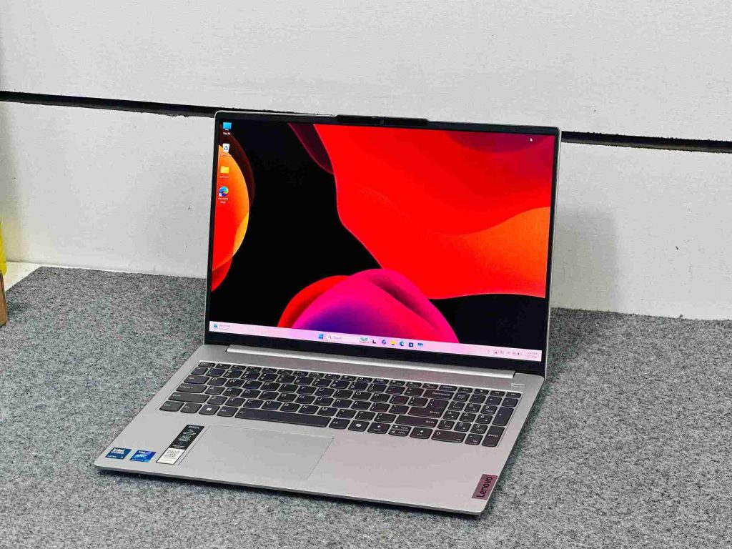 Lenovo IdeaPad Slim 5i Gen 9 Core Ultra 7 155H 32GB DDR5 RAM 1TB PCIe Gen4 NVMe SSD 16 Inch 2K OLED Display Laptop in Bangladesh