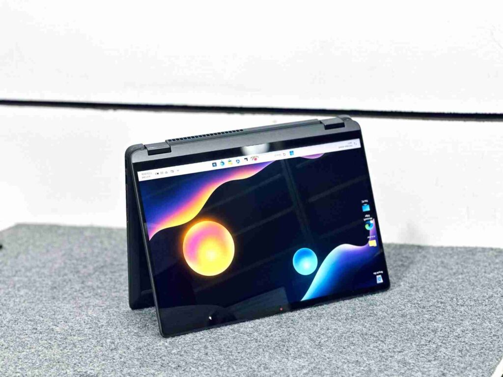 Lenovo IdeaPad Flex 5i Core i5-1235U 16GB LPDDR4X RAM 512GB SSD Intel Iris Xe Graphics 14″ WUXGA Touch Display Laptop in Bangladesh