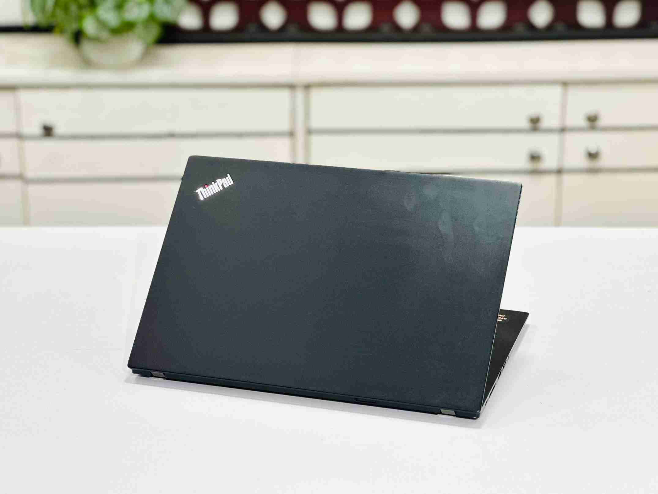 Lenovo ThinkPad T495s used business laptop